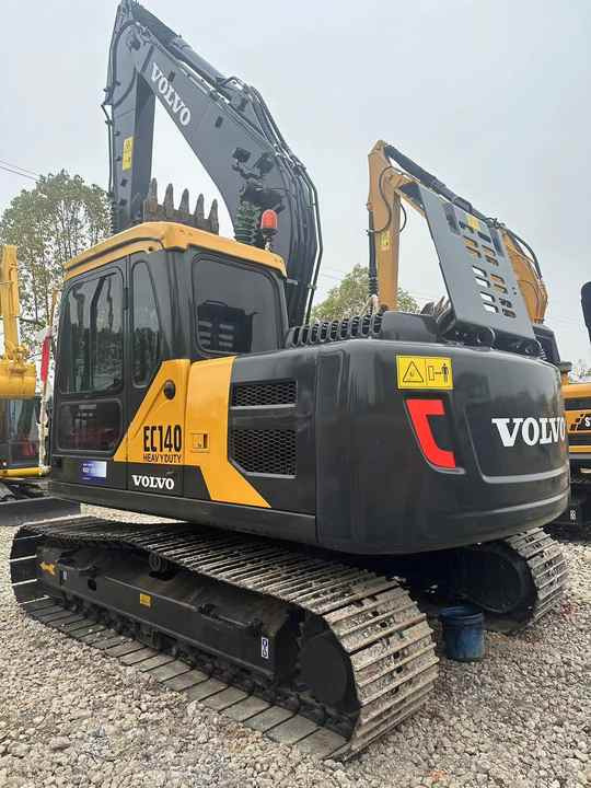 China Brand Used VOLVO EC140 Mini Excavator 6ton Crawler Earth Digger Machine for Sale - מחפר סורק: תמונה 2 China Brand Used VOLVO EC140 Mini Excavator 6ton Crawler Earth Digger Machine for Sale - מחפר סורק: תמונה 2