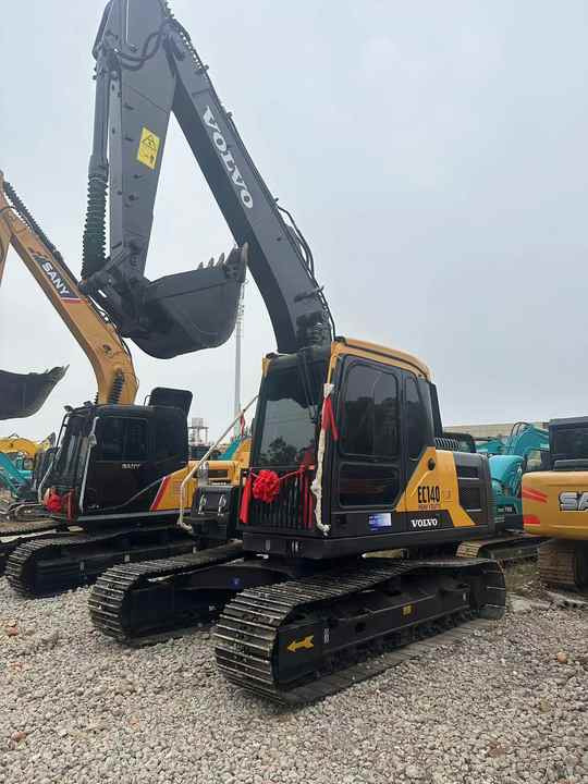 China Brand Used VOLVO EC140 Mini Excavator 6ton Crawler Earth Digger Machine for Sale - מחפר סורק: תמונה 3 China Brand Used VOLVO EC140 Mini Excavator 6ton Crawler Earth Digger Machine for Sale - מחפר סורק: תמונה 3