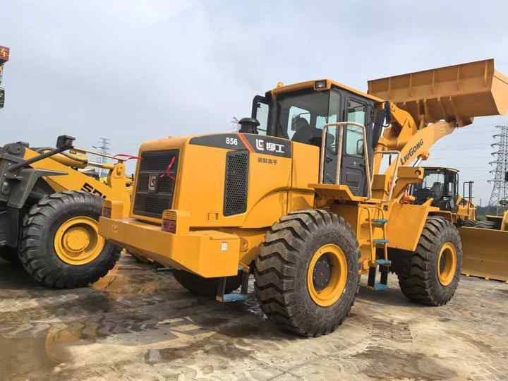 China Famous Brand LiuGong Medium-sized Wheel Loader LiuGong 856N Loader for Earthmoving, Mining, Construction for Sale - מעמיס גלגלים: תמונה 3 China Famous Brand LiuGong Medium-sized Wheel Loader LiuGong 856N Loader for Earthmoving, Mining, Construction for Sale - מעמיס גלגלים: תמונה 3