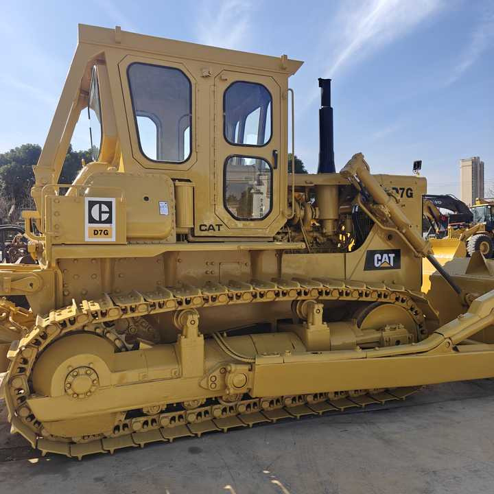 Good Condition Caterpillar CATD7G Original Japan Used Crawler Dozer Used CAT D6 D7 D10 Second Hand Bulldozers for Sale - דחפור: תמונה 3 Good Condition Caterpillar CATD7G Original Japan Used Crawler Dozer Used CAT D6 D7 D10 Second Hand Bulldozers for Sale - דחפור: תמונה 3