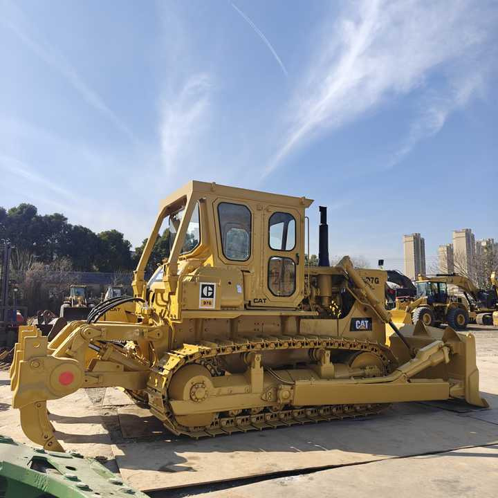 Good Condition Caterpillar CATD7G Original Japan Used Crawler Dozer Used CAT D6 D7 D10 Second Hand Bulldozers for Sale - דחפור: תמונה 2 Good Condition Caterpillar CATD7G Original Japan Used Crawler Dozer Used CAT D6 D7 D10 Second Hand Bulldozers for Sale - דחפור: תמונה 2