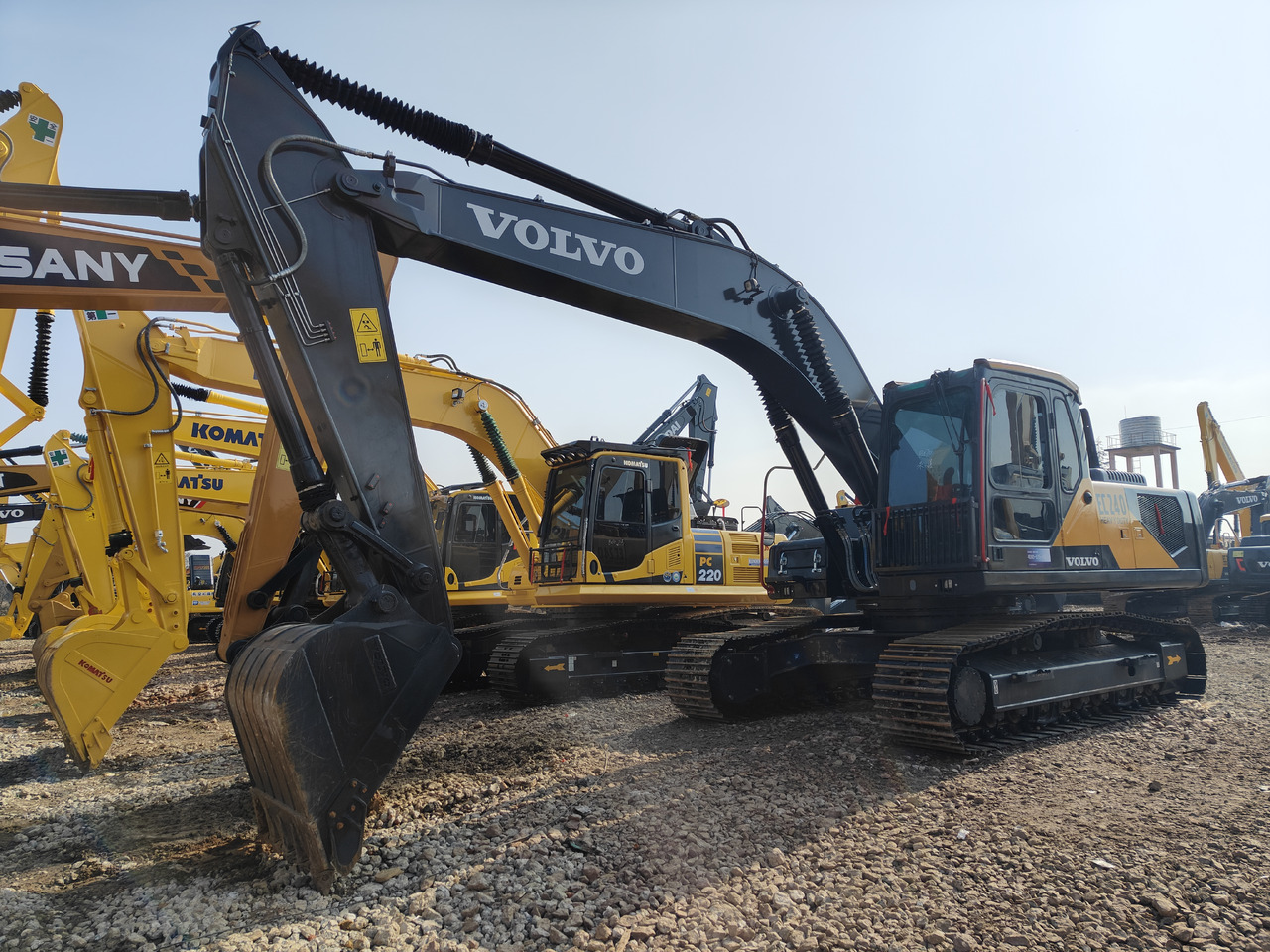 Good Condition Used Excavator volvo EC240 Second-hand - מחפר: תמונה 4 Good Condition Used Excavator volvo EC240 Second-hand - מחפר: תמונה 4
