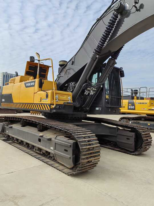 Good Condition  VOLVO EC480DL Excavator Low Price Large Hydraulic Crawler Excavator volvo 480dl for Sale - מחפר סורק: תמונה 5 Good Condition  VOLVO EC480DL Excavator Low Price Large Hydraulic Crawler Excavator volvo 480dl for Sale - מחפר סורק: תמונה 5