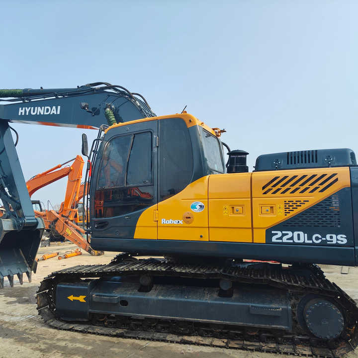 Hyundai 220LC-9S Used Excavator for Mining & Construction | Price Negotiable, Global Shipping - מחפר סורק: תמונה 1 Hyundai 220LC-9S Used Excavator for Mining & Construction | Price Negotiable, Global Shipping - מחפר סורק: תמונה 1
