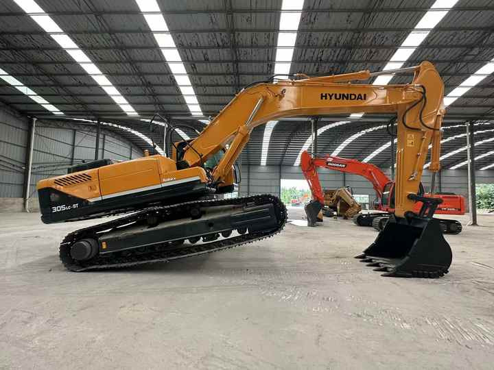 Hyundai Digger 305-9vs Second Hand Korea Made High Performance Machine Hyundai Excavator for Sale - מחפר סורק: תמונה 4 Hyundai Digger 305-9vs Second Hand Korea Made High Performance Machine Hyundai Excavator for Sale - מחפר סורק: תמונה 4