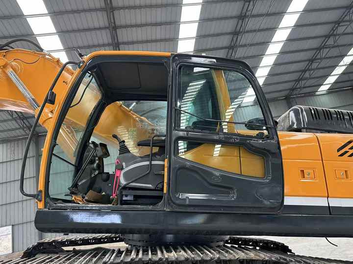Hyundai Digger 305-9vs Second Hand Korea Made High Performance Machine Hyundai Excavator for Sale - מחפר סורק: תמונה 2 Hyundai Digger 305-9vs Second Hand Korea Made High Performance Machine Hyundai Excavator for Sale - מחפר סורק: תמונה 2