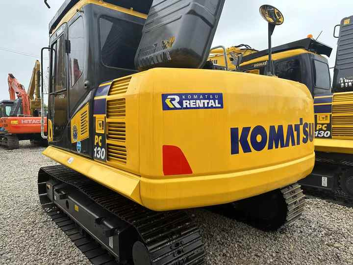 Komatsu PC130 7 Used Excavator Low Hours Well Maintained Construction Mining Equipment - מחפר סורק: תמונה 3 Komatsu PC130 7 Used Excavator Low Hours Well Maintained Construction Mining Equipment - מחפר סורק: תמונה 3