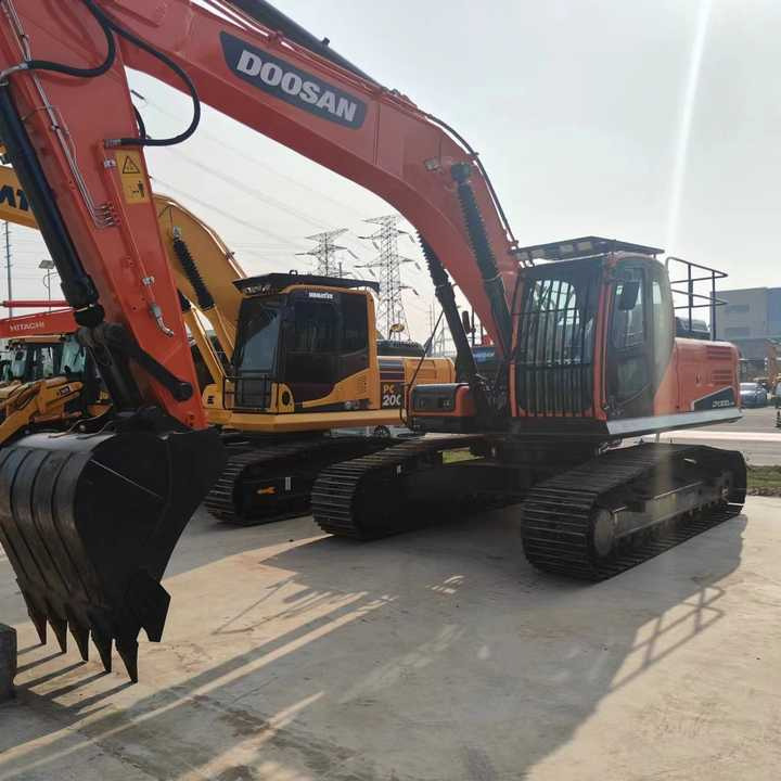 Korea Made Doosan Digger Dx300lc Doosan Used Machinery Excavator , Doosan Dx220 Dx300 Dx200 - מחפר: תמונה 2 Korea Made Doosan Digger Dx300lc Doosan Used Machinery Excavator , Doosan Dx220 Dx300 Dx200 - מחפר: תמונה 2