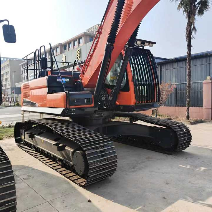 Korea Made Doosan Digger Dx300lc Doosan Used Machinery Excavator , Doosan Dx220 Dx300 Dx200 - מחפר: תמונה 3 Korea Made Doosan Digger Dx300lc Doosan Used Machinery Excavator , Doosan Dx220 Dx300 Dx200 - מחפר: תמונה 3