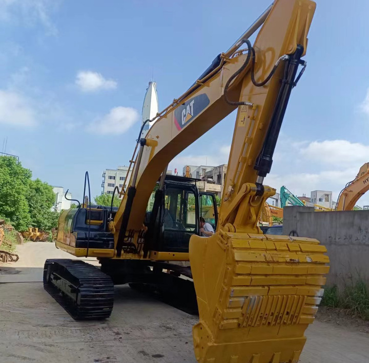 Original CAT 320D Used Excavators Machine CAT 320D 320B Crawler Excavator 20tons Construction Machinery Price - מחפר: תמונה 1 Original CAT 320D Used Excavators Machine CAT 320D 320B Crawler Excavator 20tons Construction Machinery Price - מחפר: תמונה 1