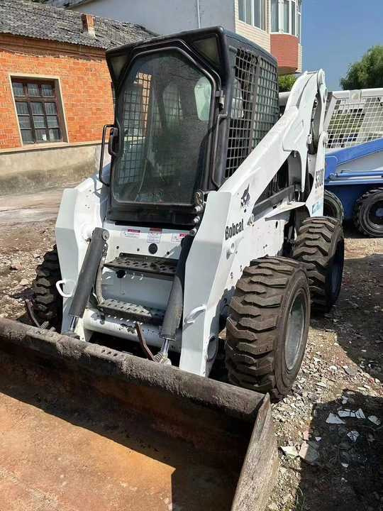 Used Bob Cat Bob Cat S300 Used Skid Steer Wheel Loader Multifunctional Track Loaders Bobcat - מעמיס גלגלים: תמונה 2 Used Bob Cat Bob Cat S300 Used Skid Steer Wheel Loader Multifunctional Track Loaders Bobcat - מעמיס גלגלים: תמונה 2