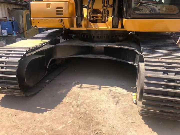 Used CAT 330D 30T Second Hand Japan Original Large Excavator Construction - מחפר: תמונה 5 Used CAT 330D 30T Second Hand Japan Original Large Excavator Construction - מחפר: תמונה 5