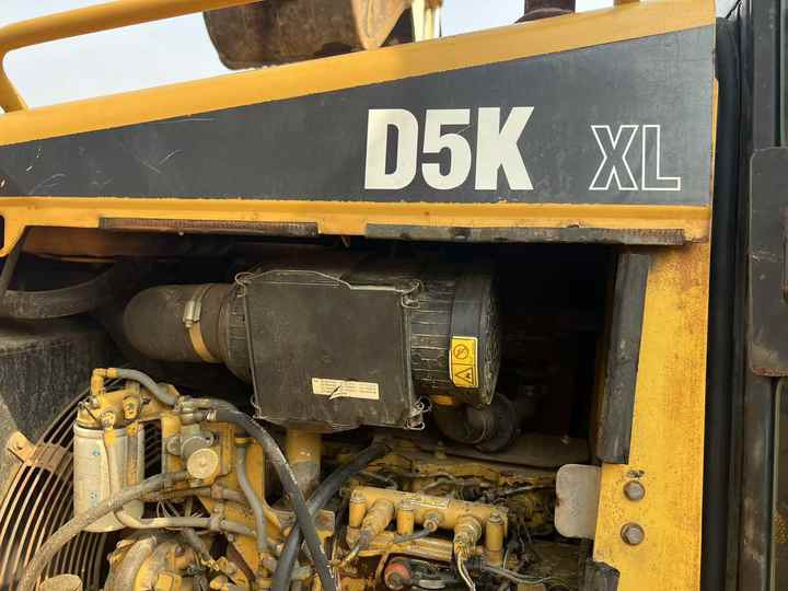 Used Cat Mini Bulldozer D5k Cat Dozers - דחפור: תמונה 3 Used Cat Mini Bulldozer D5k Cat Dozers - דחפור: תמונה 3