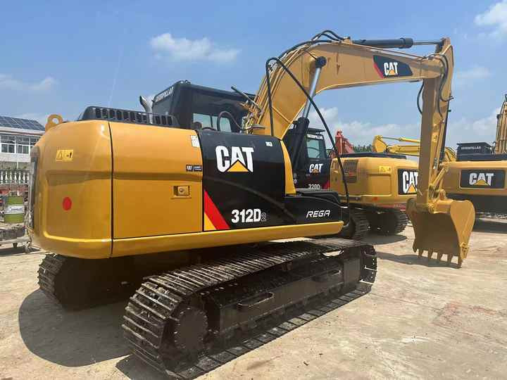 Used Caterpillar Cat312D2 Excavator Original Japan Heavy Machinery Caterpillar 312D2 Excavator for Sale - מחפר סורק: תמונה 2 Used Caterpillar Cat312D2 Excavator Original Japan Heavy Machinery Caterpillar 312D2 Excavator for Sale - מחפר סורק: תמונה 2