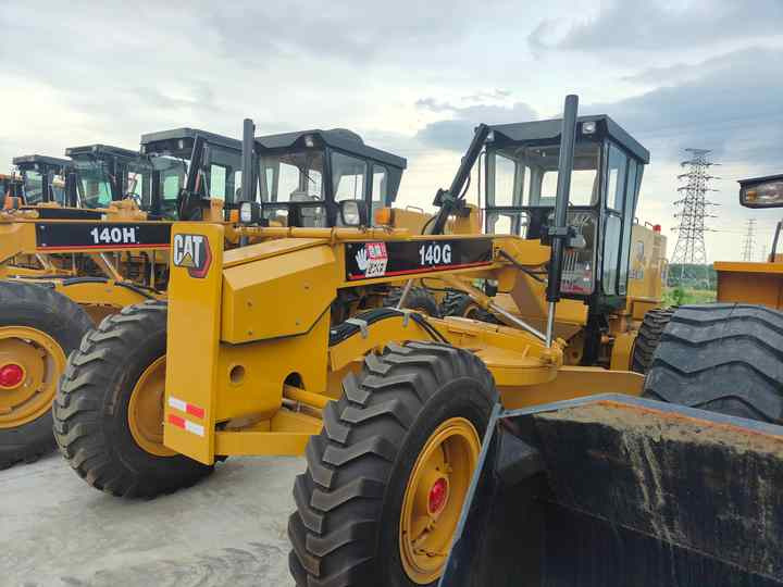 Used Construction Machinery Caterpillar 140G Grader Cat140G Wheeled Grader Cheap Price Hot Sale - מפלסת: תמונה 2 Used Construction Machinery Caterpillar 140G Grader Cat140G Wheeled Grader Cheap Price Hot Sale - מפלסת: תמונה 2