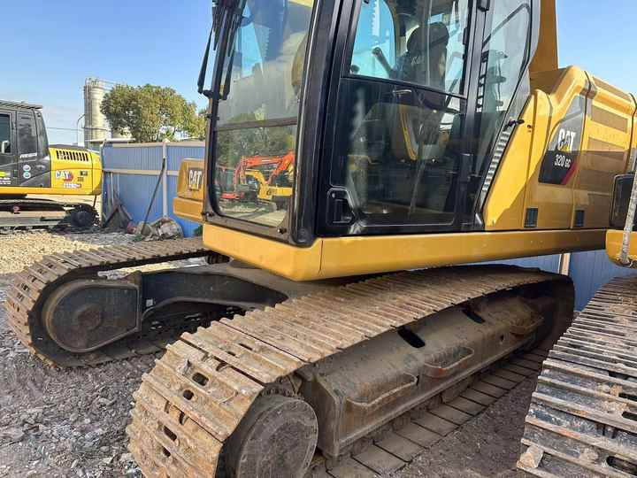 Used Digger CAT 320GC Construction Machinery Construction Digger Used CAT 320GC Cheap Excavator - מחפר סורק: תמונה 3 Used Digger CAT 320GC Construction Machinery Construction Digger Used CAT 320GC Cheap Excavator - מחפר סורק: תמונה 3