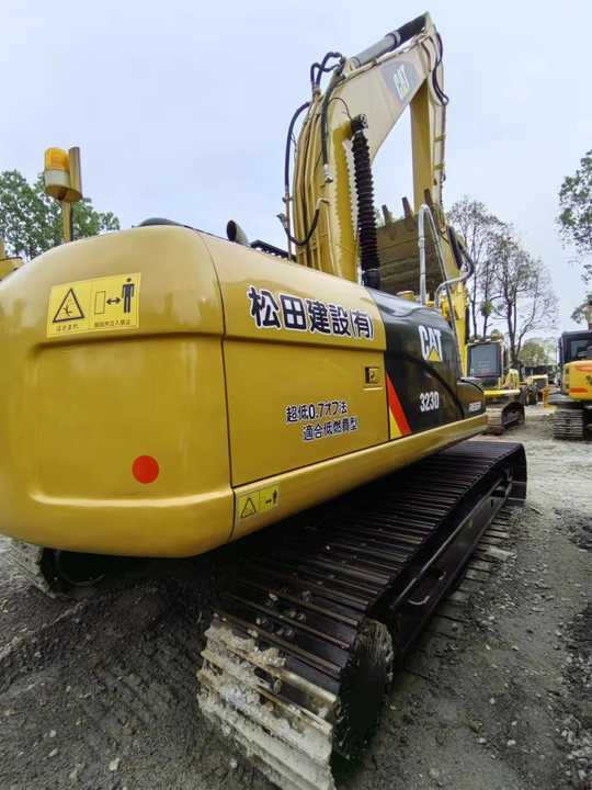 Used Digger CAT 323DL Construction Machinery Construction Digger Used CAT 323DL Cheap Excavator - מחפר סורק: תמונה 4 Used Digger CAT 323DL Construction Machinery Construction Digger Used CAT 323DL Cheap Excavator - מחפר סורק: תמונה 4