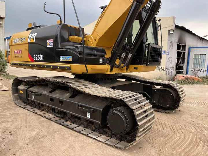 Used Digger CAT 325DL Construction Machinery Construction Digger Used CAT 325DL Cheap Excavator - מחפר סורק: תמונה 4 Used Digger CAT 325DL Construction Machinery Construction Digger Used CAT 325DL Cheap Excavator - מחפר סורק: תמונה 4