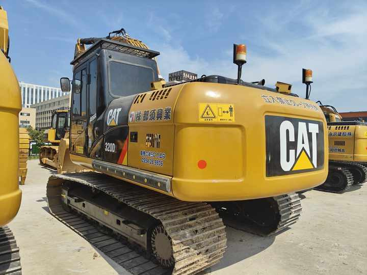 Used Excavator Catterpiller Cat320D with Wide Track Shoe Hot Sale Used Engineering & Construction Machinery - מחפר: תמונה 3 Used Excavator Catterpiller Cat320D with Wide Track Shoe Hot Sale Used Engineering & Construction Machinery - מחפר: תמונה 3