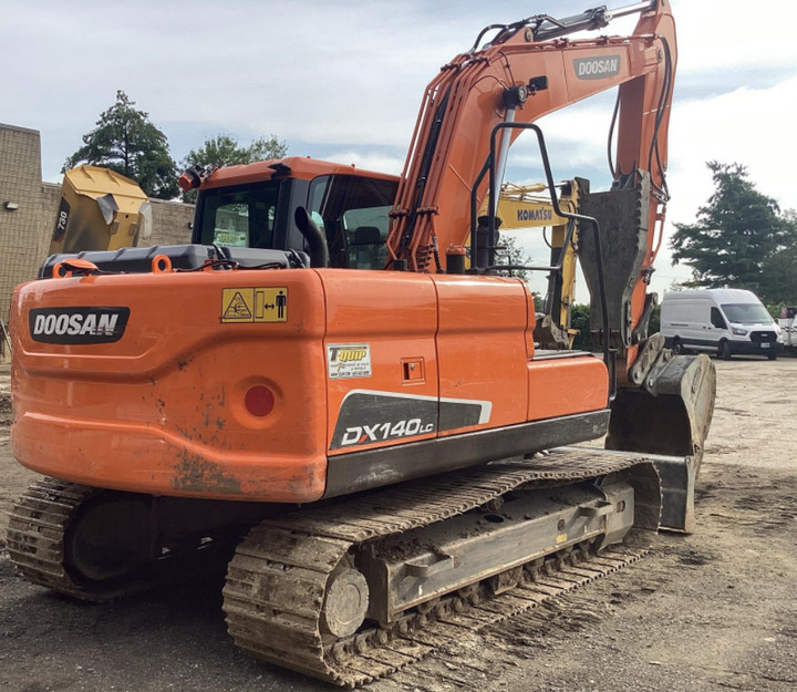 Used Excavator Doosan DX140 Excavators Mini Equipment Earth Moving Machinery Doosan Digger Excavator for Sale - מחפר סורק: תמונה 4 Used Excavator Doosan DX140 Excavators Mini Equipment Earth Moving Machinery Doosan Digger Excavator for Sale - מחפר סורק: תמונה 4