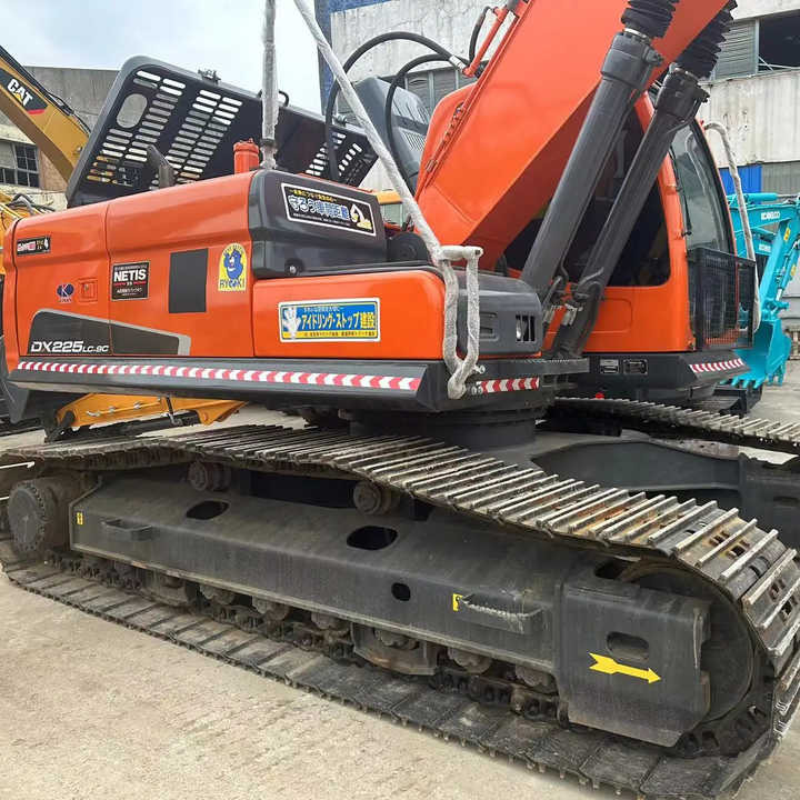 Used Excavator Doosan DX225LC-9 Excavators Mini Equipment Earth Moving Machinery Doosan Digger Excavator for Sale - מחפר סורק: תמונה 1 Used Excavator Doosan DX225LC-9 Excavators Mini Equipment Earth Moving Machinery Doosan Digger Excavator for Sale - מחפר סורק: תמונה 1