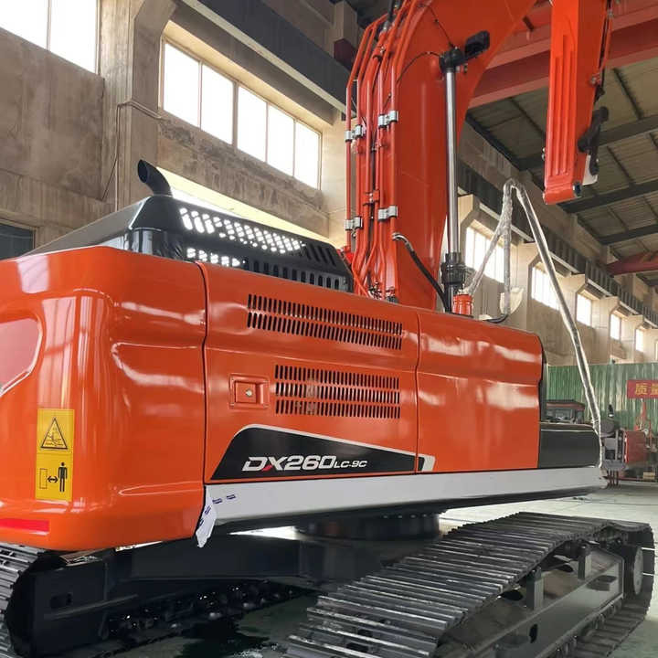 Used Excavator Doosan DX260LC-9 Excavators Mini Equipment Earth Moving Machinery Doosan Digger Excavator for Sale - מיני מחפר: תמונה 4 Used Excavator Doosan DX260LC-9 Excavators Mini Equipment Earth Moving Machinery Doosan Digger Excavator for Sale - מיני מחפר: תמונה 4