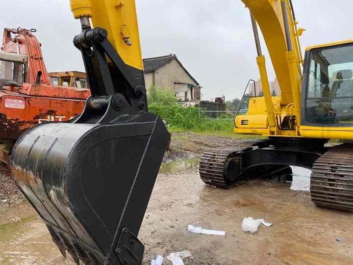 מחפר סורק Used Good Quality Japan Original PC200-6 in Good Condition PC200-6 Komatsu: תמונה 6