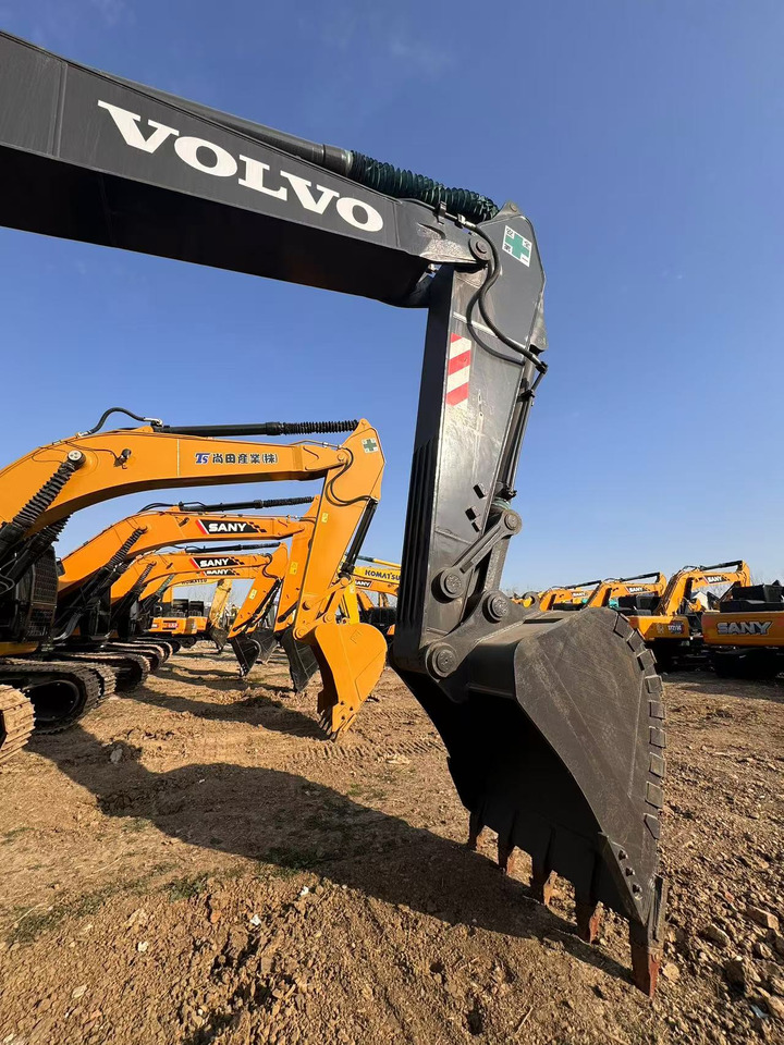 Used High Quality volvo EC300DL 30ton excavator machinery - מכונת בנייה: תמונה 3 Used High Quality volvo EC300DL 30ton excavator machinery - מכונת בנייה: תמונה 3