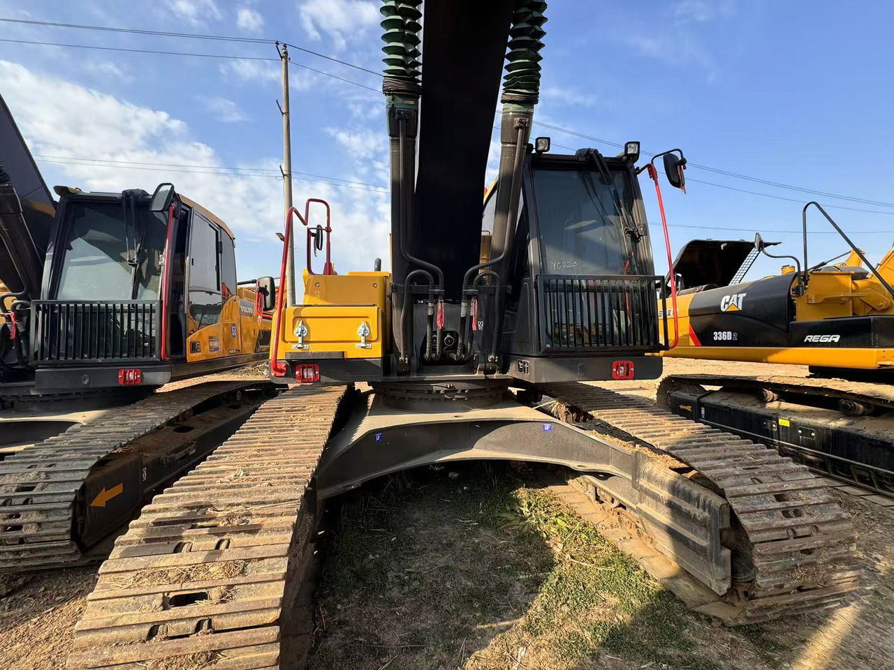 Used High Quality volvo EC300DL 30ton excavator machinery - מכונת בנייה: תמונה 2 Used High Quality volvo EC300DL 30ton excavator machinery - מכונת בנייה: תמונה 2