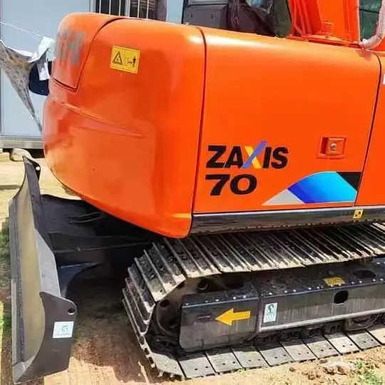 Used Hitachi Excavator ZX70 7ton Japan Import Second Hand Small Crawler ZX70 Excavator for Sale - מחפר סורק: תמונה 3 Used Hitachi Excavator ZX70 7ton Japan Import Second Hand Small Crawler ZX70 Excavator for Sale - מחפר סורק: תמונה 3