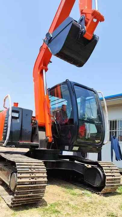 Used Hitachi Excavator ZX70 7ton Japan Import Second Hand Small Crawler ZX70 Excavator for Sale - מחפר סורק: תמונה 2 Used Hitachi Excavator ZX70 7ton Japan Import Second Hand Small Crawler ZX70 Excavator for Sale - מחפר סורק: תמונה 2