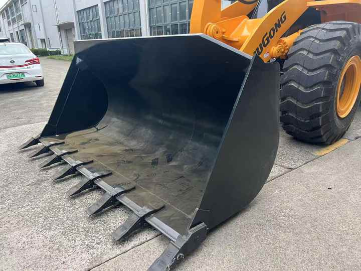 Used LIUGONG 856H wheel in Good Condition for sale 90%new uesd Loader liugong 856h Used Loader For Sale - מעמיס גלגלים: תמונה 4 Used LIUGONG 856H wheel in Good Condition for sale 90%new uesd Loader liugong 856h Used Loader For Sale - מעמיס גלגלים: תמונה 4