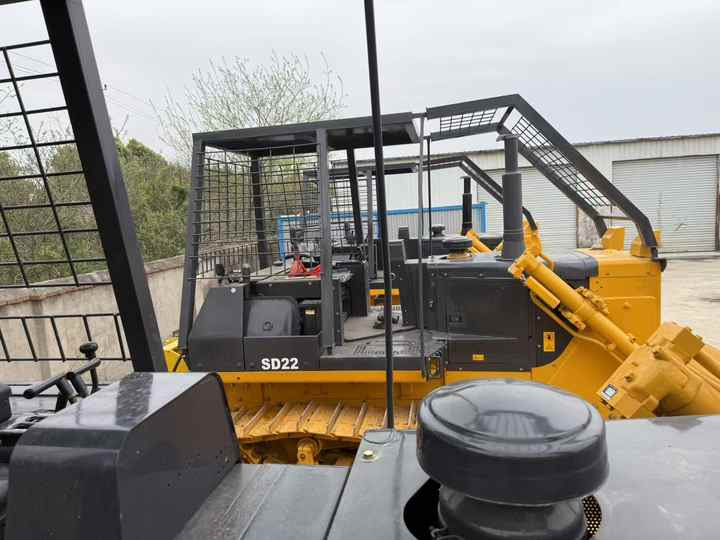 Used Shantui SD22 New Model Bulldozer Second Hand Machine Popular Brand Shantui Hydraulic Machinery - דחפור: תמונה 2 Used Shantui SD22 New Model Bulldozer Second Hand Machine Popular Brand Shantui Hydraulic Machinery - דחפור: תמונה 2