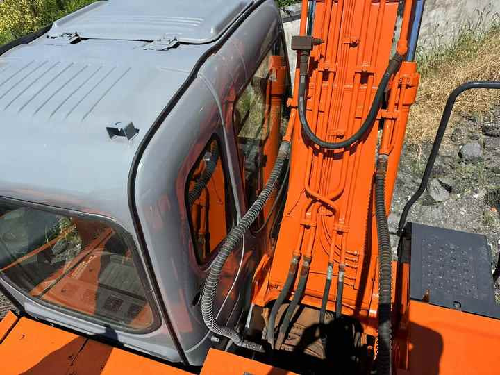 Used Wheel Excavator Hitachi ZX 130W Made in Japan 13ton Hitachi Zx130w Wheel Excavator Price Used Hitachi Zx130 Excavator SALE - מחפר: תמונה 5 Used Wheel Excavator Hitachi ZX 130W Made in Japan 13ton Hitachi Zx130w Wheel Excavator Price Used Hitachi Zx130 Excavator SALE - מחפר: תמונה 5