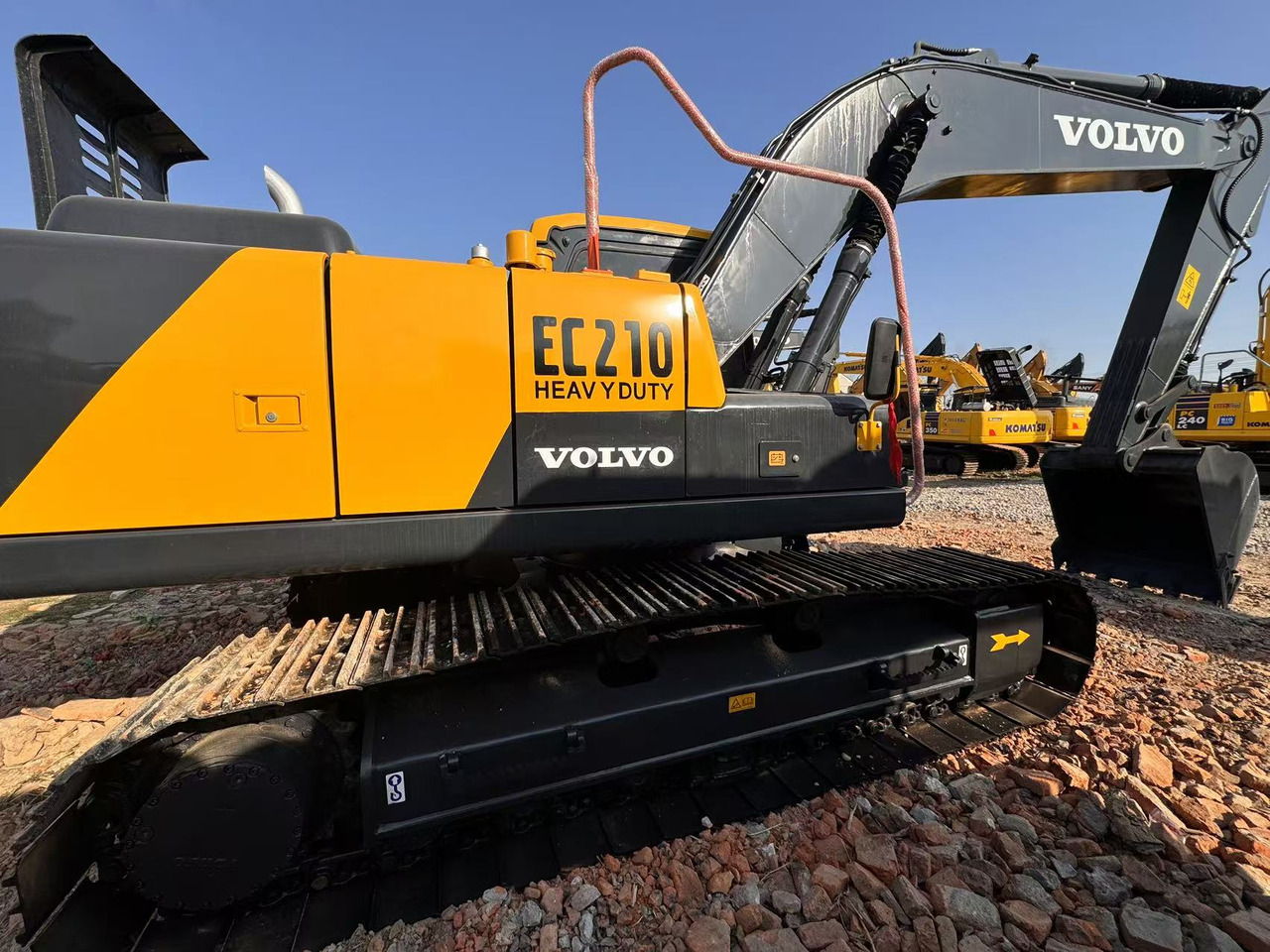VOLVO Used Excellent Excavator EC210 on Sale - מכונת בנייה: תמונה 1 VOLVO Used Excellent Excavator EC210 on Sale - מכונת בנייה: תמונה 1