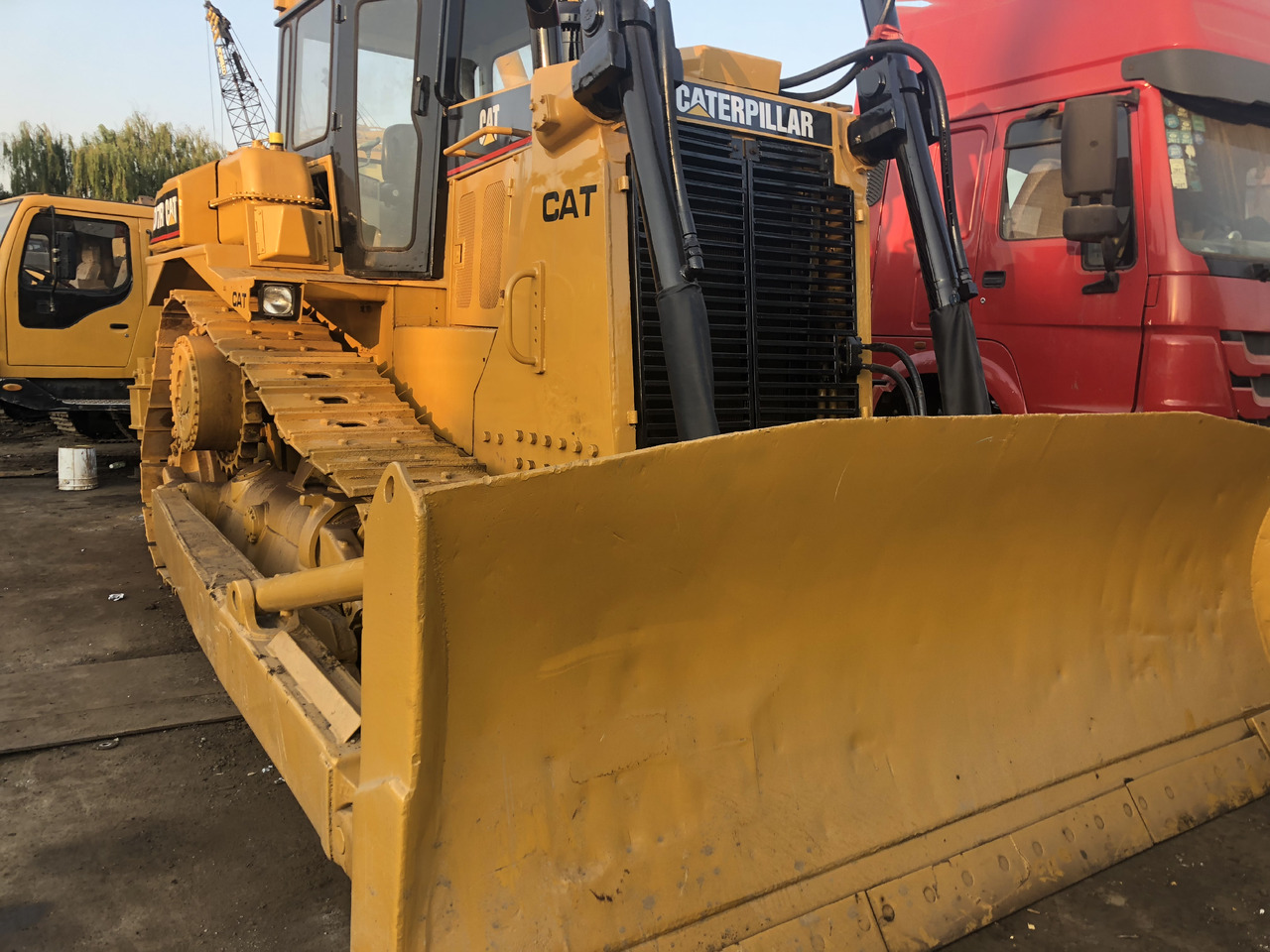Used bulldozer CAT D7R high quality hotsale - דחפור: תמונה 3 Used bulldozer CAT D7R high quality hotsale - דחפור: תמונה 3