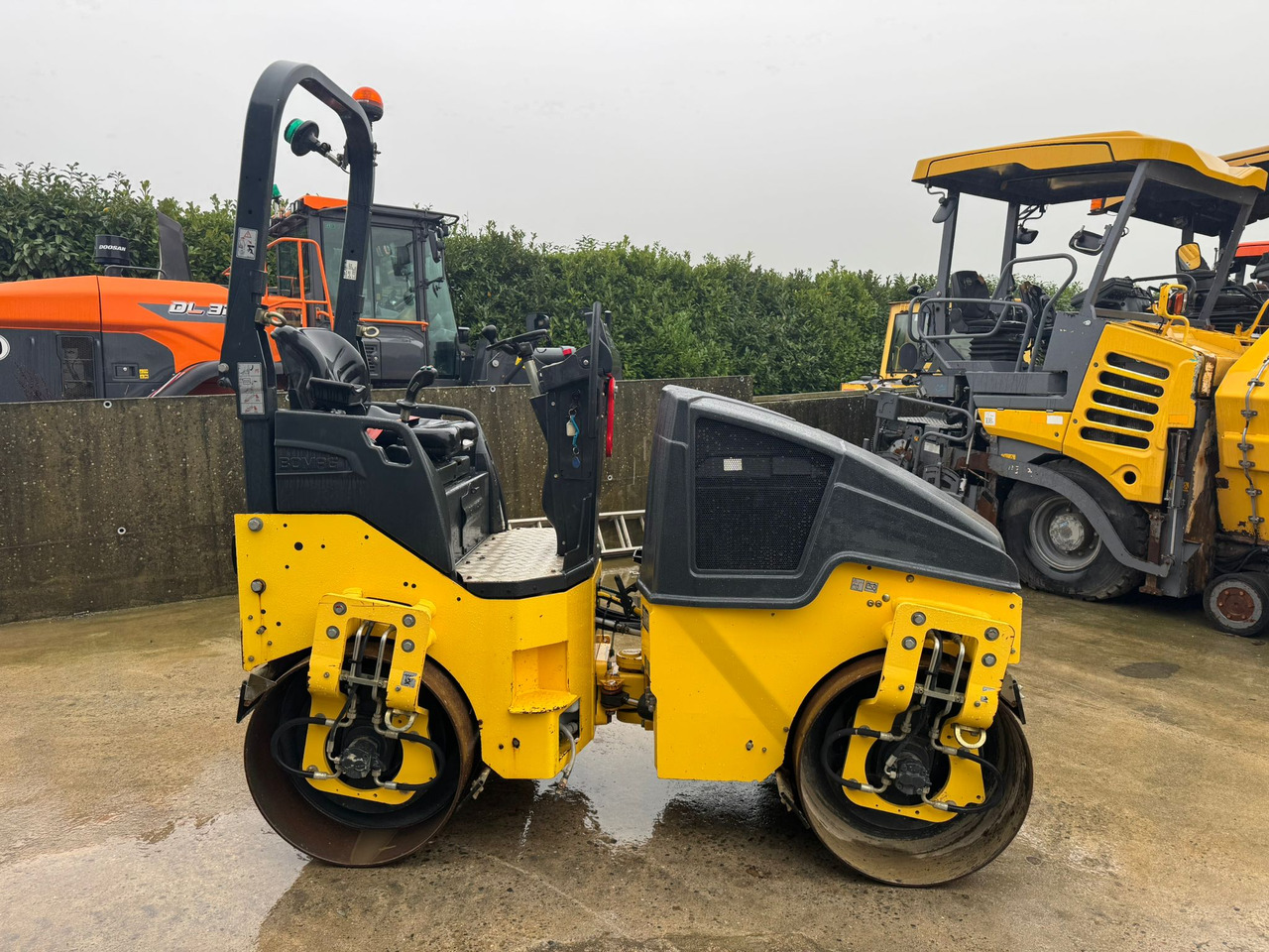 BOMAG BW120AD-5 - רולר כביש: תמונה 5 BOMAG BW120AD-5 - רולר כביש: תמונה 5