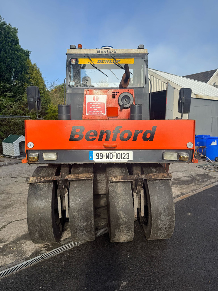Bomag BW20R - רולר פניאומטי: תמונה 2 Bomag BW20R - רולר פניאומטי: תמונה 2
