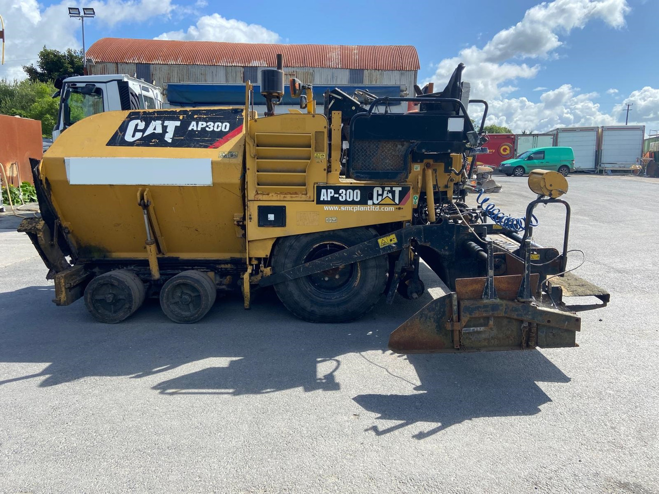 CATERPILLAR AP300 - מחפר: תמונה 1 CATERPILLAR AP300 - מחפר: תמונה 1