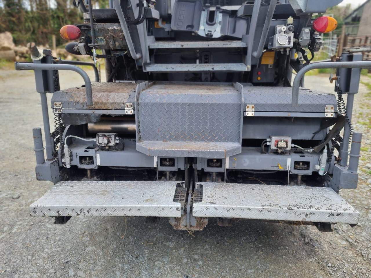 Vogele S1303-3i - מרצף אספלט: תמונה 4 Vogele S1303-3i - מרצף אספלט: תמונה 4
