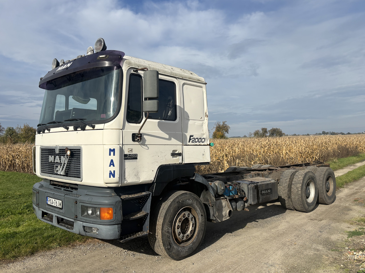 MAN F2000 27.463 - משאית עם שלדת תא: תמונה 1 MAN F2000 27.463 - משאית עם שלדת תא: תמונה 1