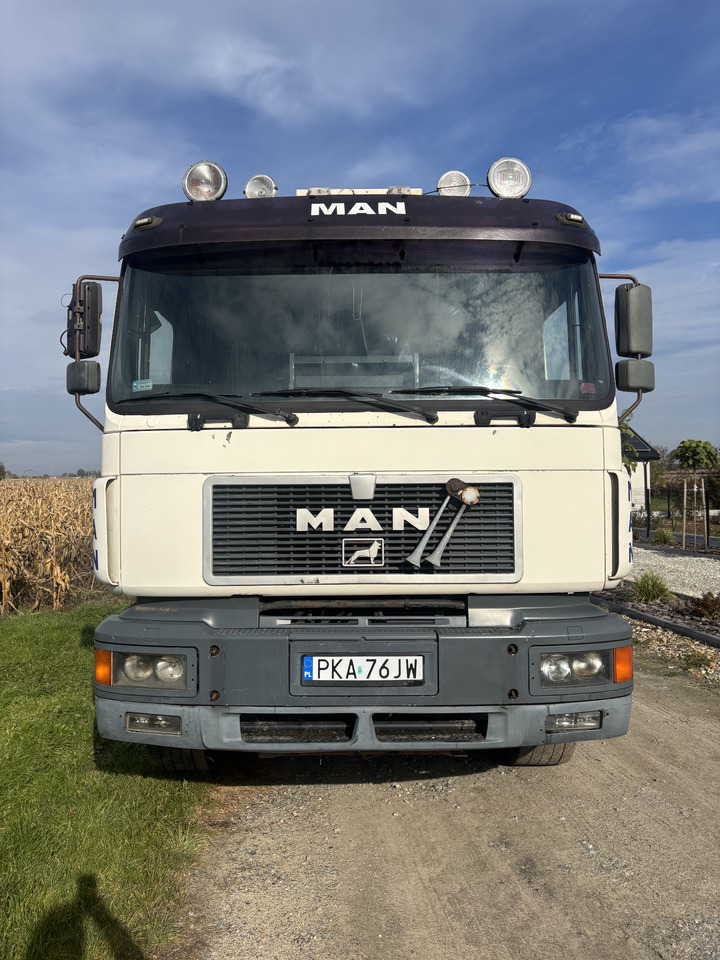 MAN F2000 27.463 - משאית עם שלדת תא: תמונה 2 MAN F2000 27.463 - משאית עם שלדת תא: תמונה 2