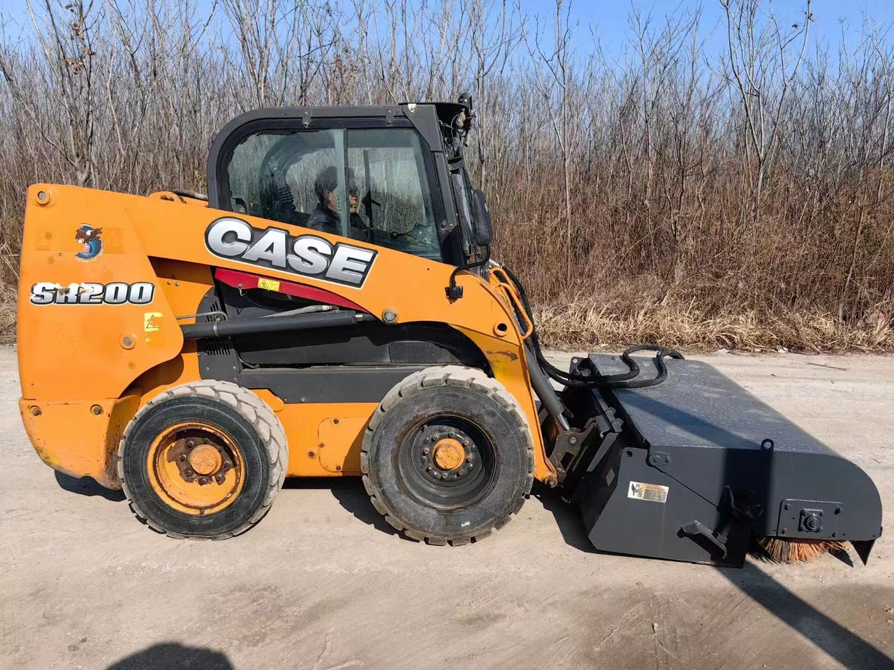 CASE SR200 - מעמיס היגוי החלקה: תמונה 1 CASE SR200 - מעמיס היגוי החלקה: תמונה 1