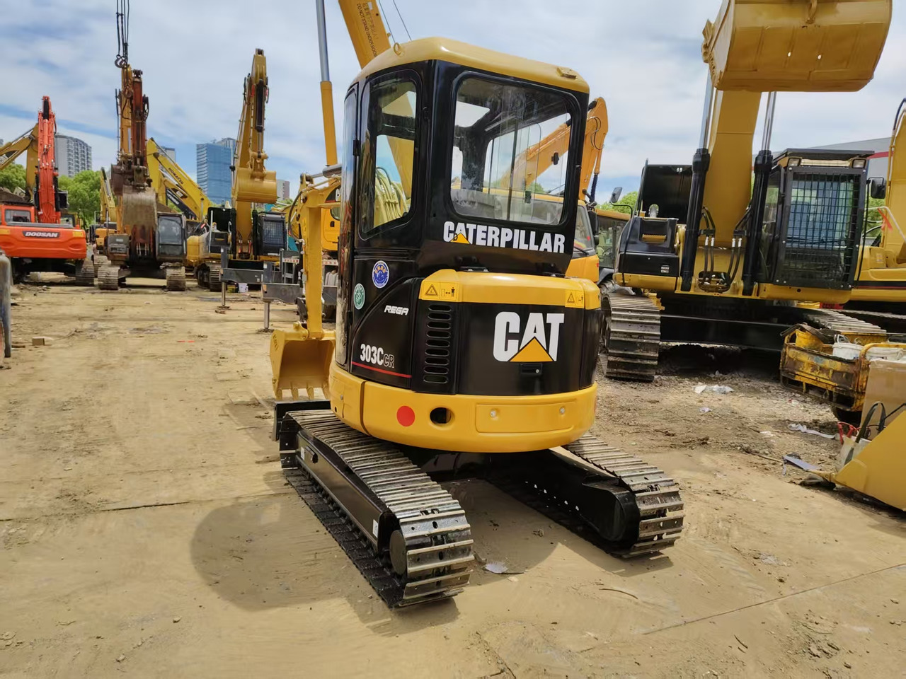 CATERPILLAR 303CR - מיני מחפר: תמונה 5 CATERPILLAR 303CR - מיני מחפר: תמונה 5