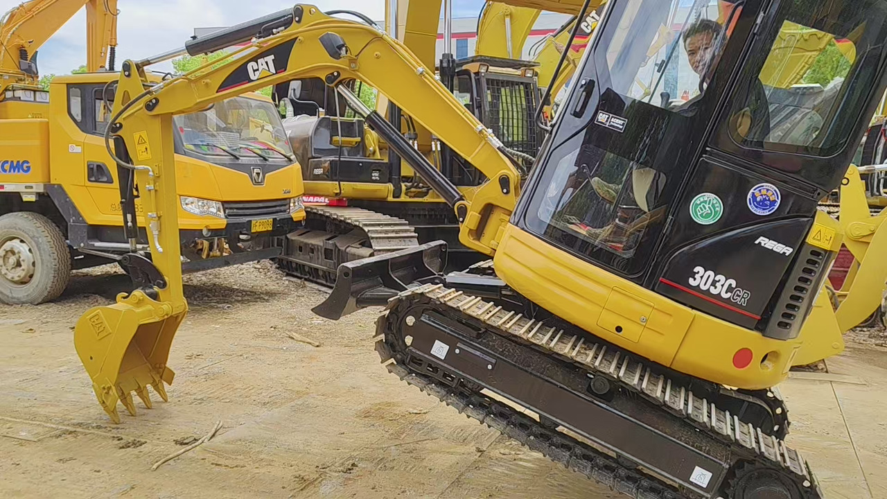 CATERPILLAR 303CR - מיני מחפר: תמונה 2 CATERPILLAR 303CR - מיני מחפר: תמונה 2