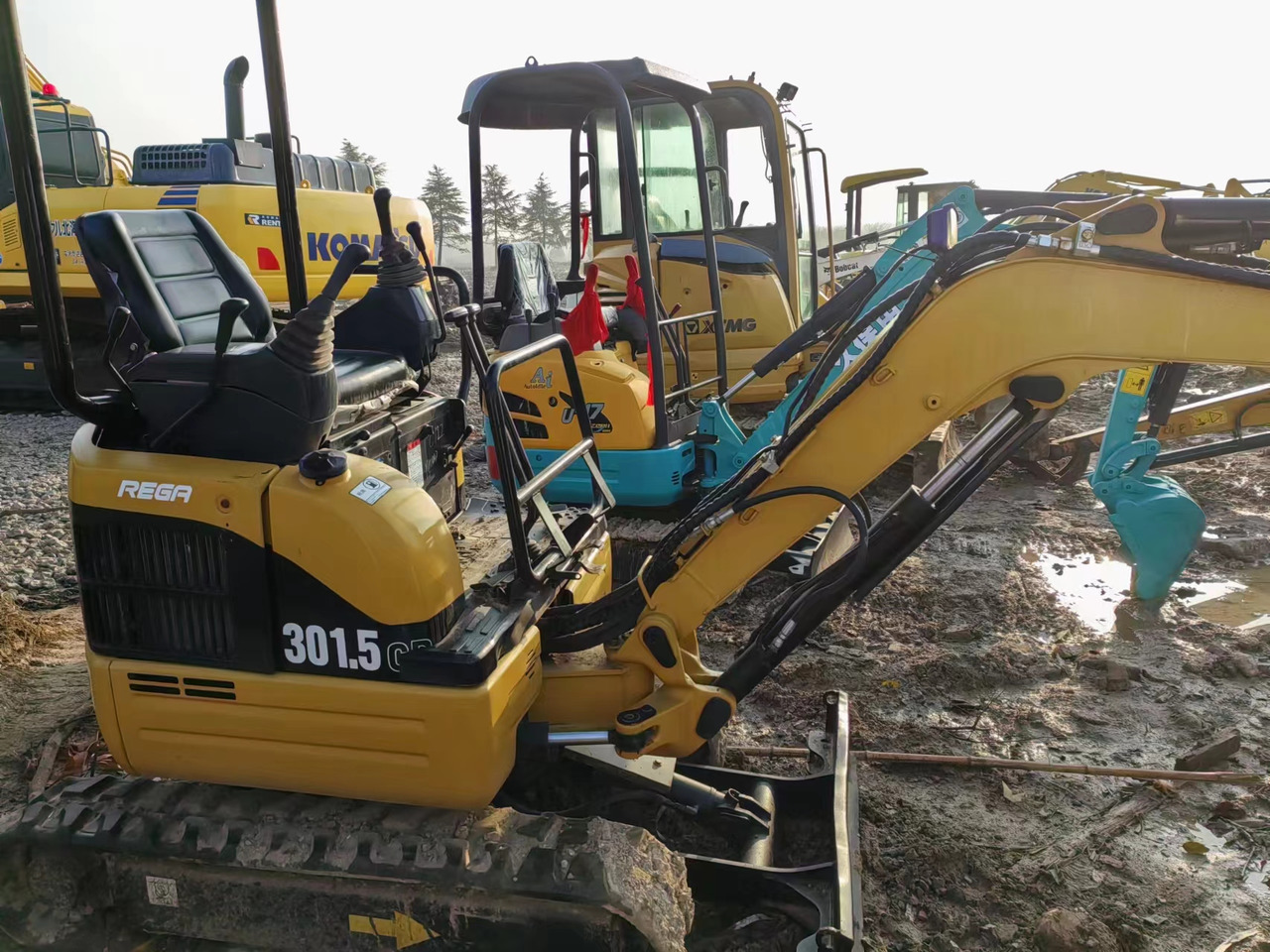 CATERPILLAR 305.5E - מיני מחפר: תמונה 2 CATERPILLAR 305.5E - מיני מחפר: תמונה 2