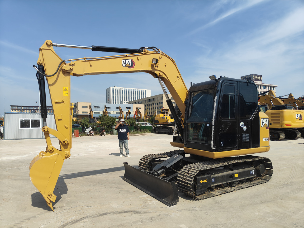 CATERPILLAR 307E2 - מיני מחפר: תמונה 1 CATERPILLAR 307E2 - מיני מחפר: תמונה 1