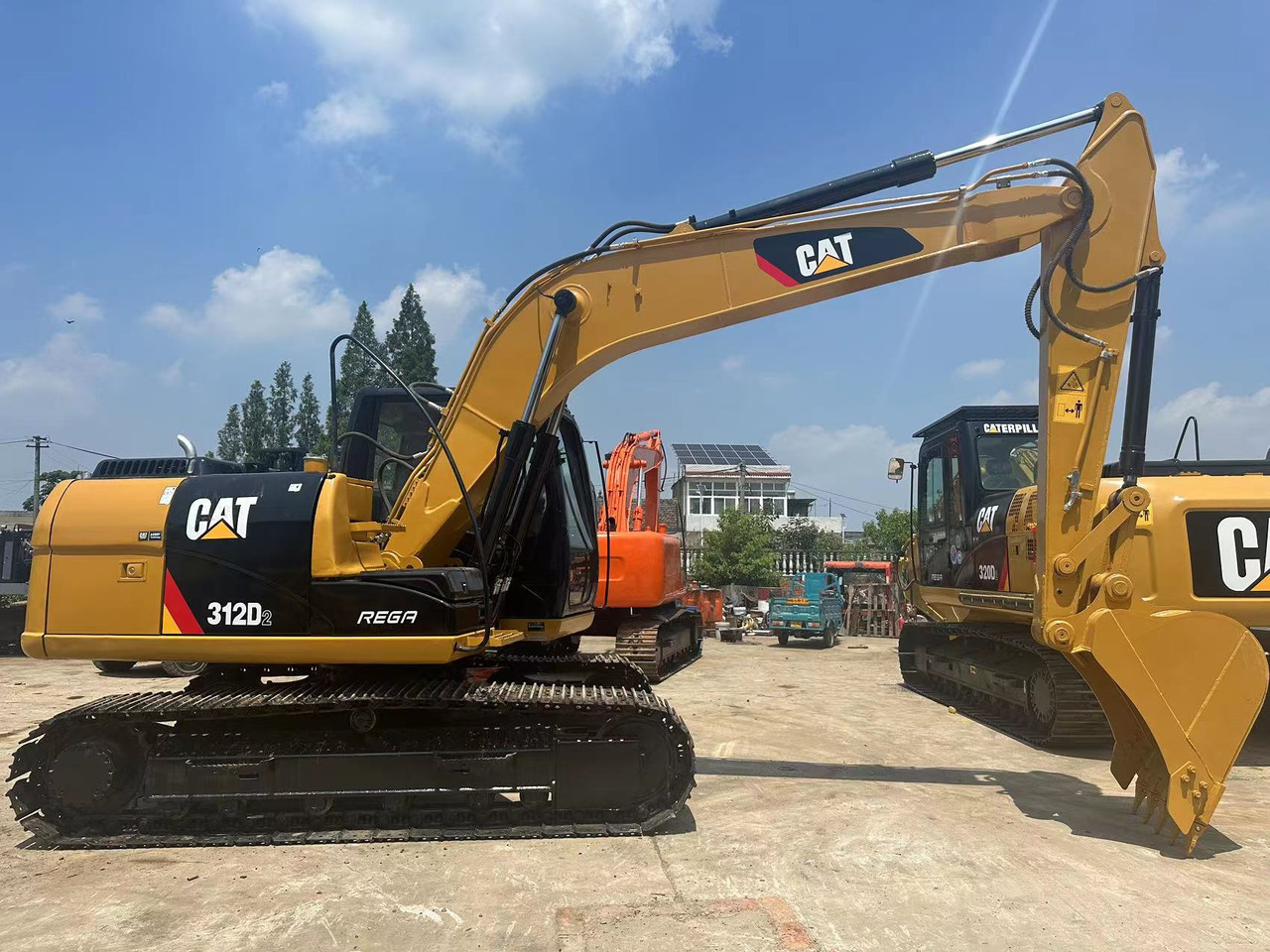 CATERPILLAR 312D2 - מיני מחפר: תמונה 4 CATERPILLAR 312D2 - מיני מחפר: תמונה 4
