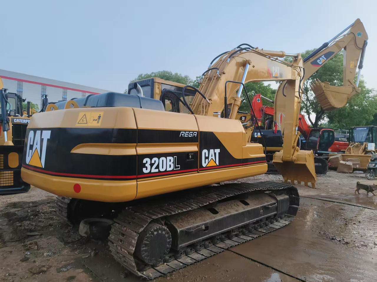 CATERPILLAR 320B - מחפר סורק: תמונה 2 CATERPILLAR 320B - מחפר סורק: תמונה 2