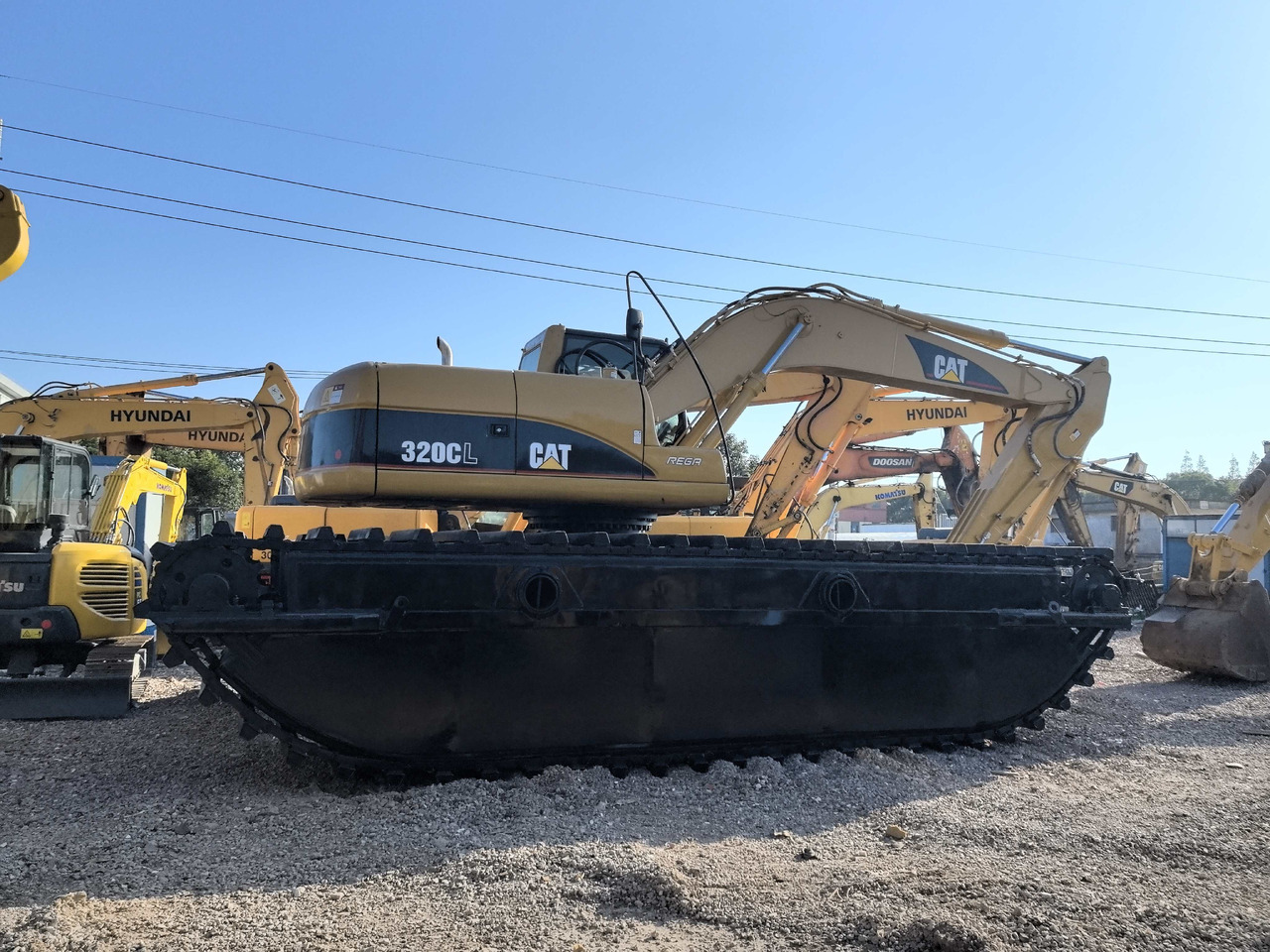 CATERPILLAR 320C - מחפר אמפיבי: תמונה 2 CATERPILLAR 320C - מחפר אמפיבי: תמונה 2